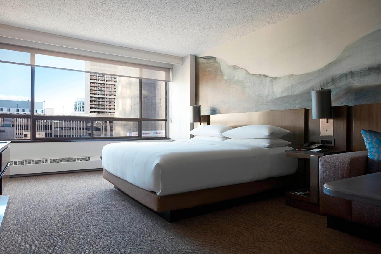 Calgary Marriott Downtown Hotel Exteriör bild